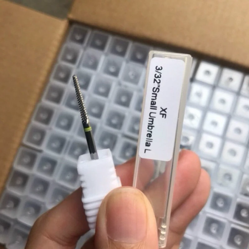 1 Stück Nagelhaut-Nagelbohrer, 3/32 Zoll Hartmetall-Nagelpuffer-Bit für Gel-Entferner-Bohrer unter den Nägeln, Reiniger abgestorbene Haut und Nagel
