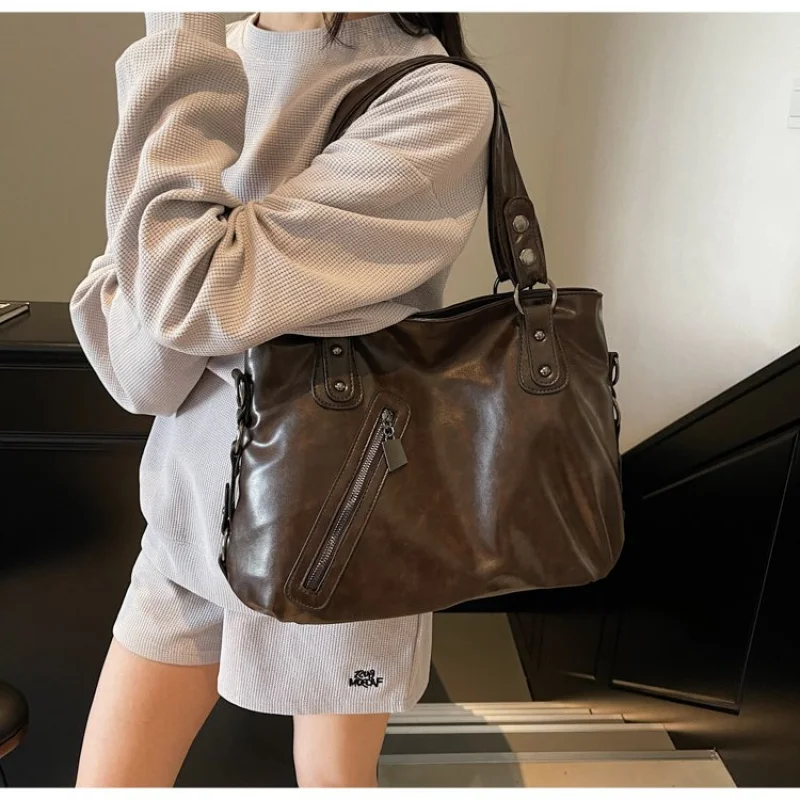 

Стильная женская сумка из кожи премиум-класса, элегантная и популярная известным дизайнером для повседневного использования