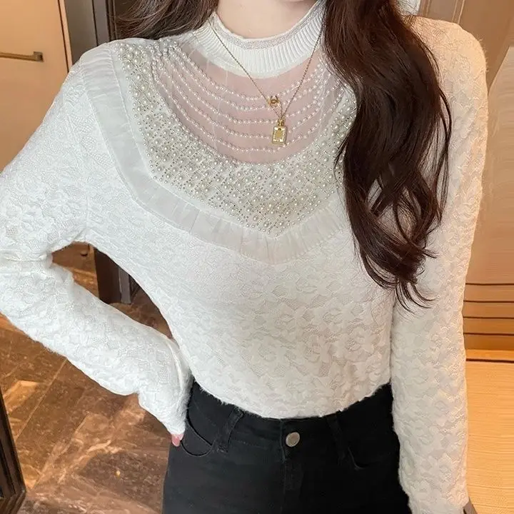 Fashionable Elegant Lace Splicing Bottoming Shirt New Autumn Winter Velvet Thickened Lotus Leaf Collar Commuter Top for Women