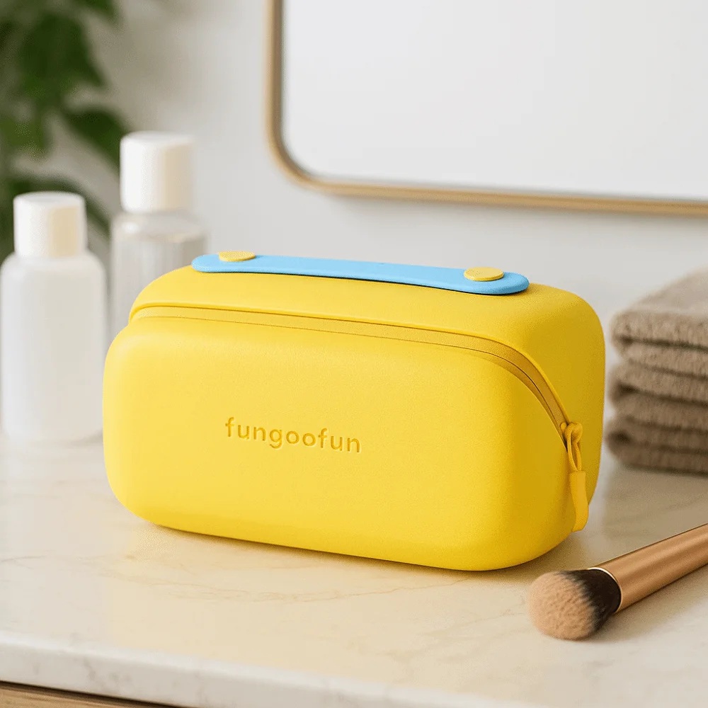 

Large Capacity Makeup Bag Luxury Design Zip Closure Makeup Organizer Bag Storage Pouch Unisex Style Cosmetic Bag Lady Box