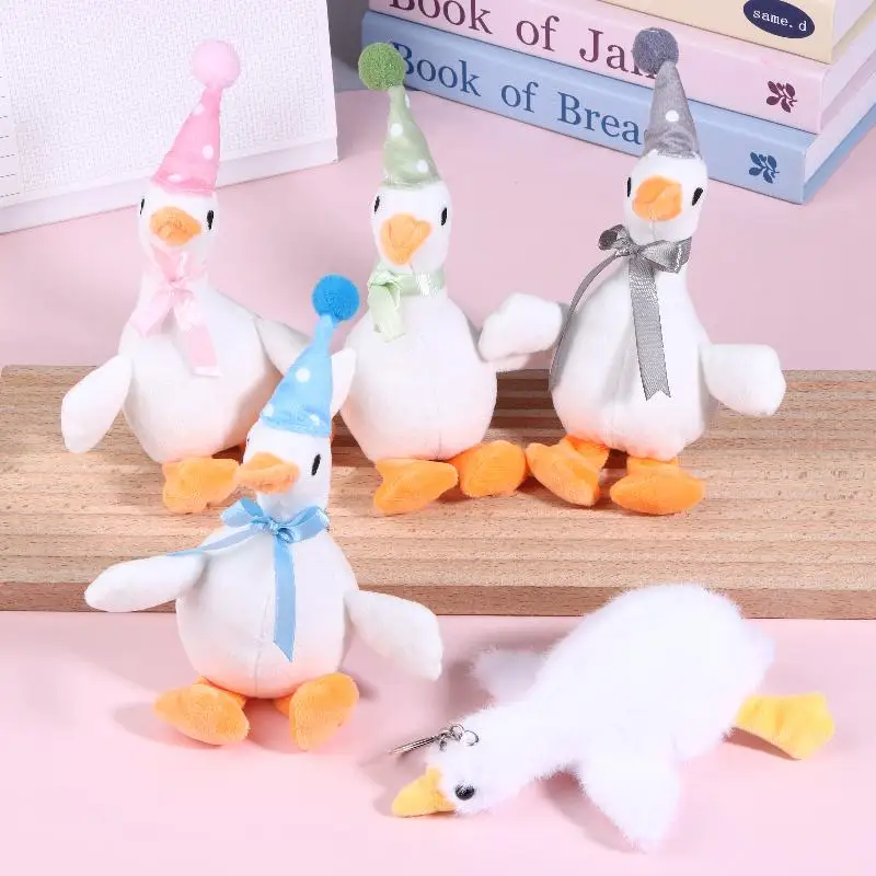 

20CM Cute Fluffy Big White Goose Pendant Plush Stuffed Animal Key Chain Bag Car Hanging Gift For Friend Festivals