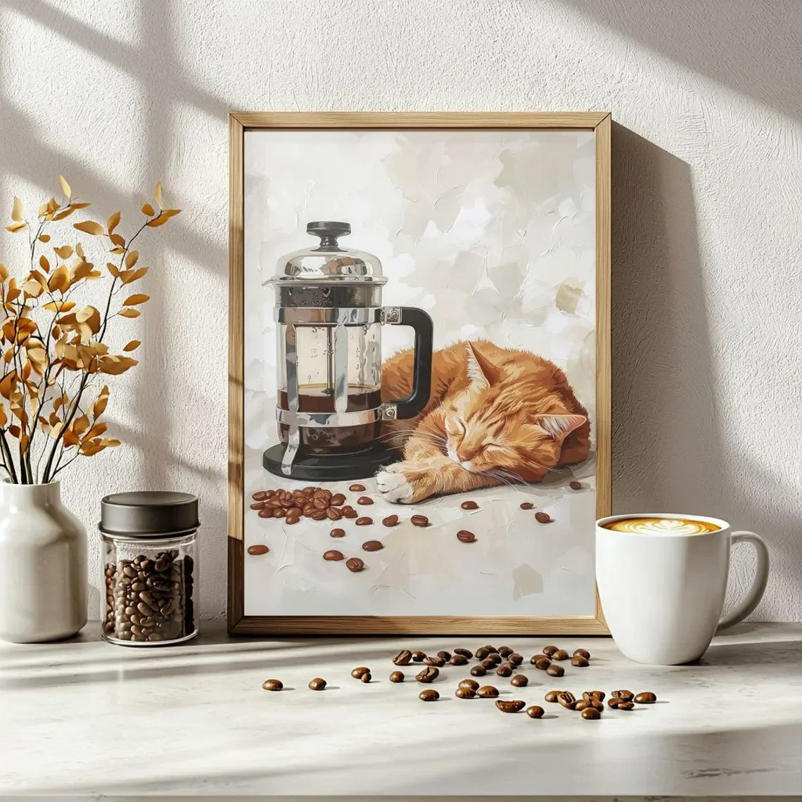 Gemütlicher Kunstdruck mit Ingwerkatze und French-Press-Kaffee – warme Illustration in neutralen Tönen, perfekte Dekoration für Kaffeeliebhaber-Küchen, gemütlich