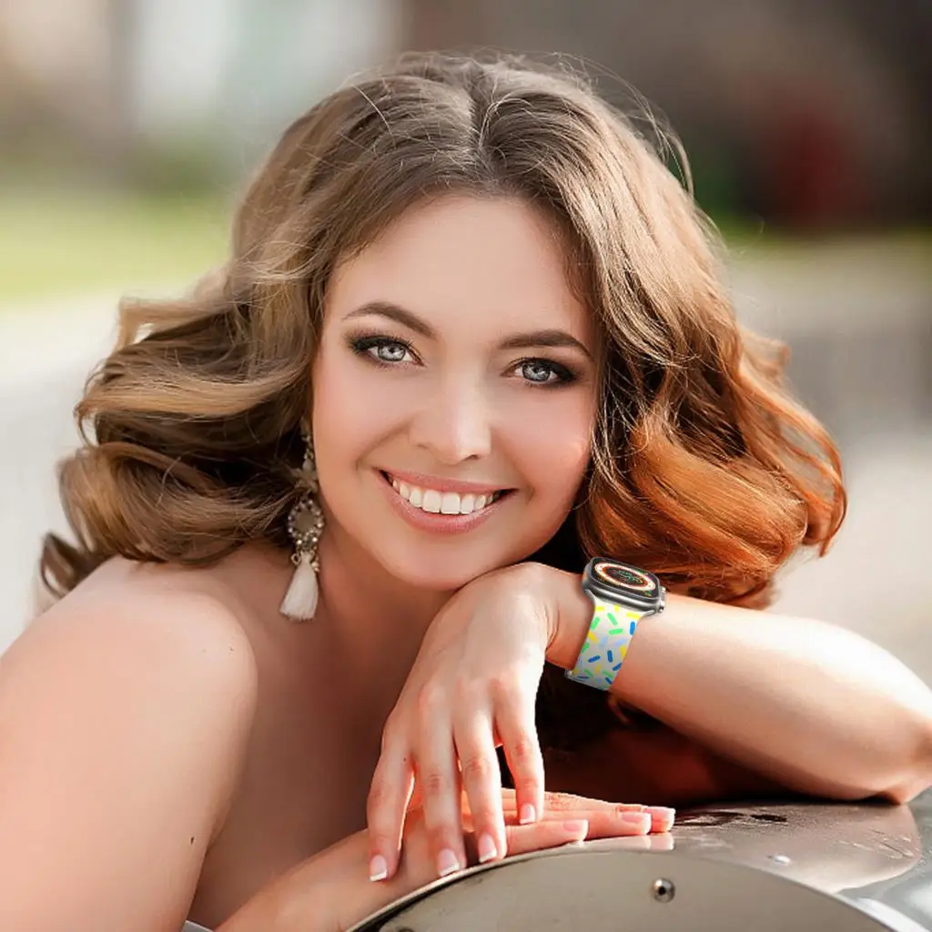 Magnetic Strap For Apple watch ultra 2 band 49mm 44mm 40mm 45mm 41mm 38mm 42mm Silicone Bracelet iWatch Series 9 8 6 5 3 7 se