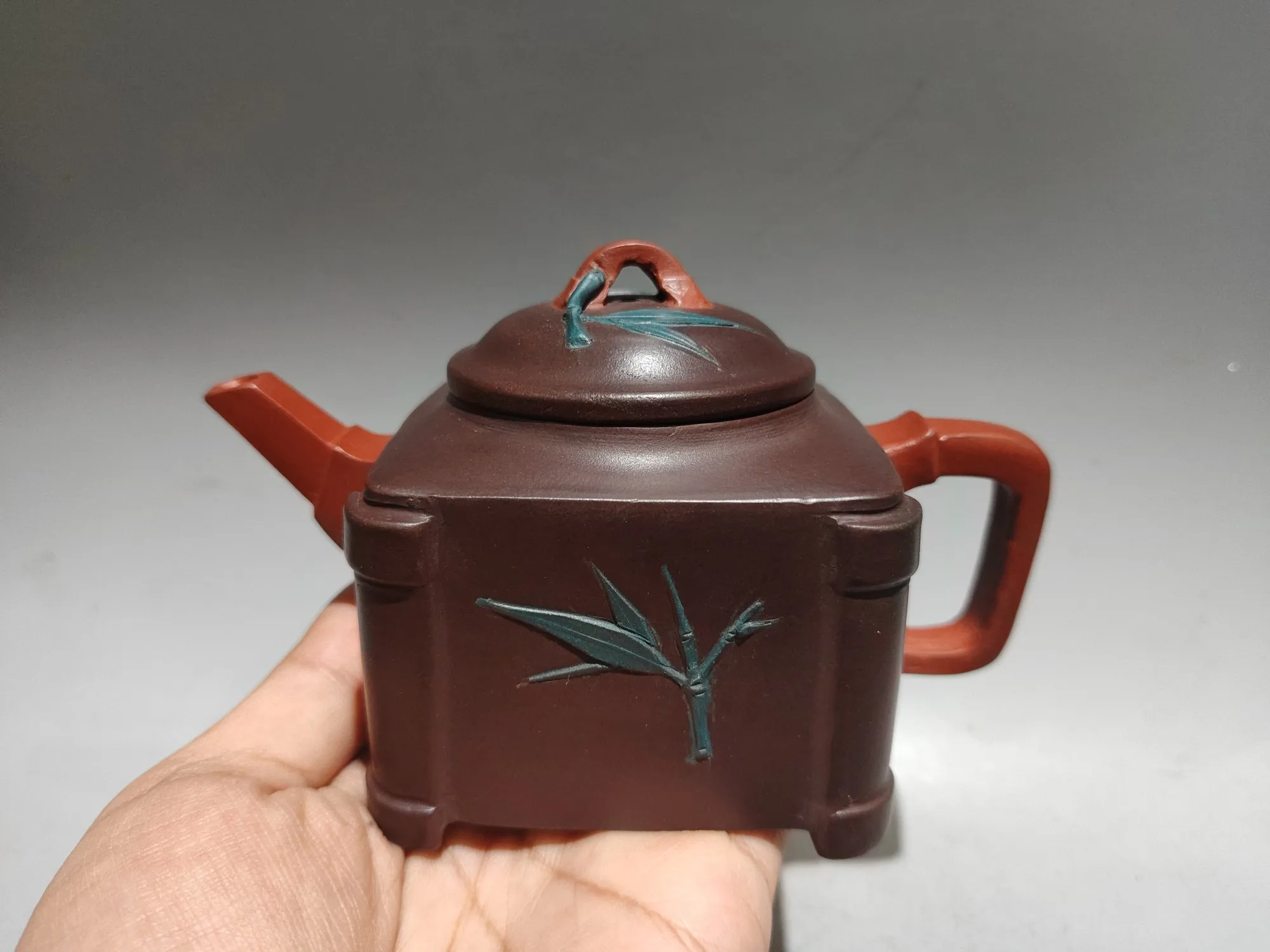 Yixing Purple Clay Teapot Bamboo Rhyme Pot Bamboo leaf pattern Two tone square teapot Kettle Teapot Study Amass wealth Ornament