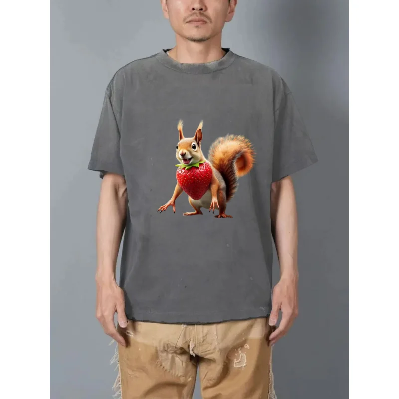 تي شيرت رجالي مغسول باللون الأسود على شكل سنجاب لتناول الطعام بالفراولة نمط مطبوع عالي الجودة 100% قطن 230 جرام