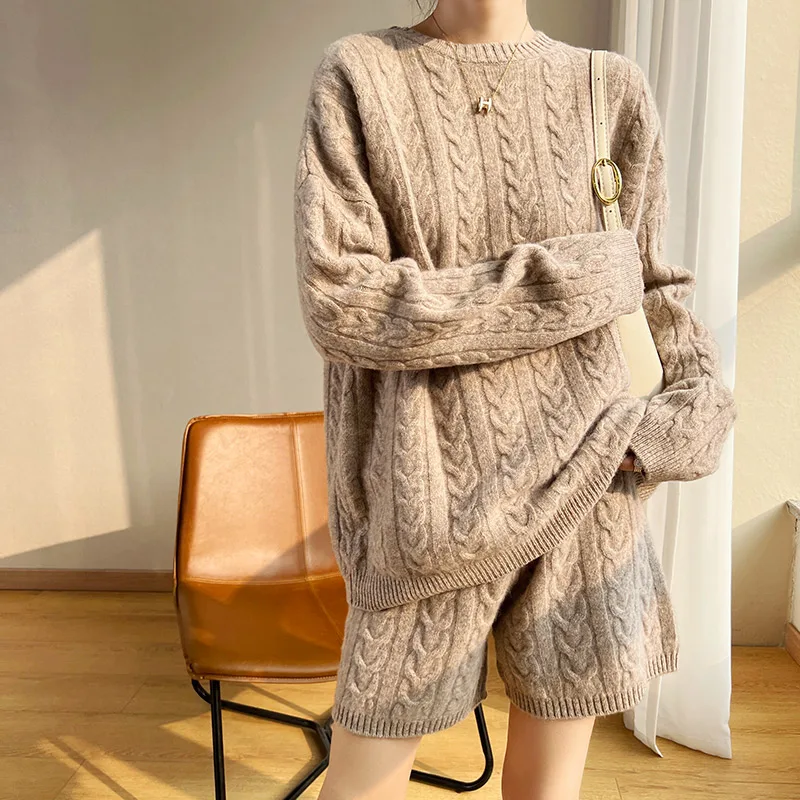 Fashion Suit Spring Autumn 100% Wool Knitted High Quality Thicken Sweater Women Sweater Tops And Short Pants Two-Piece Female