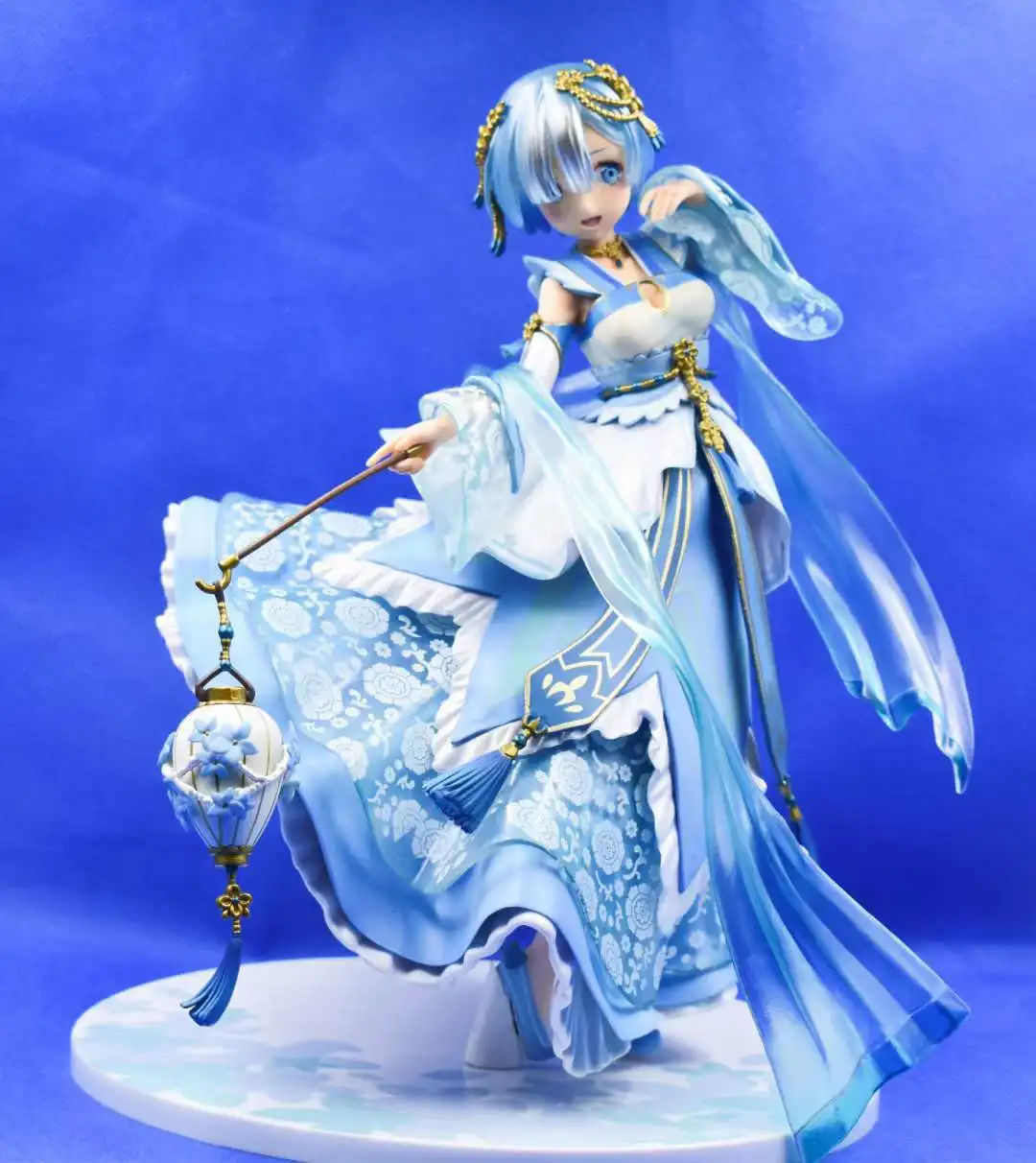 

Re Zero Rem Chinese Dress Anime Figure with Lantern and Changeable Face Boxed Collectible