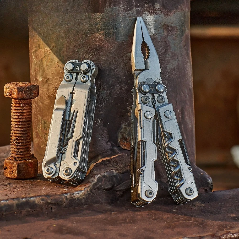 

Многофункциональный инструмент 19 в 1: мощные складные плоскогубцы-нож, портативный инструмент для выживания на природе, мини-многофункциональный инструмент PL1001