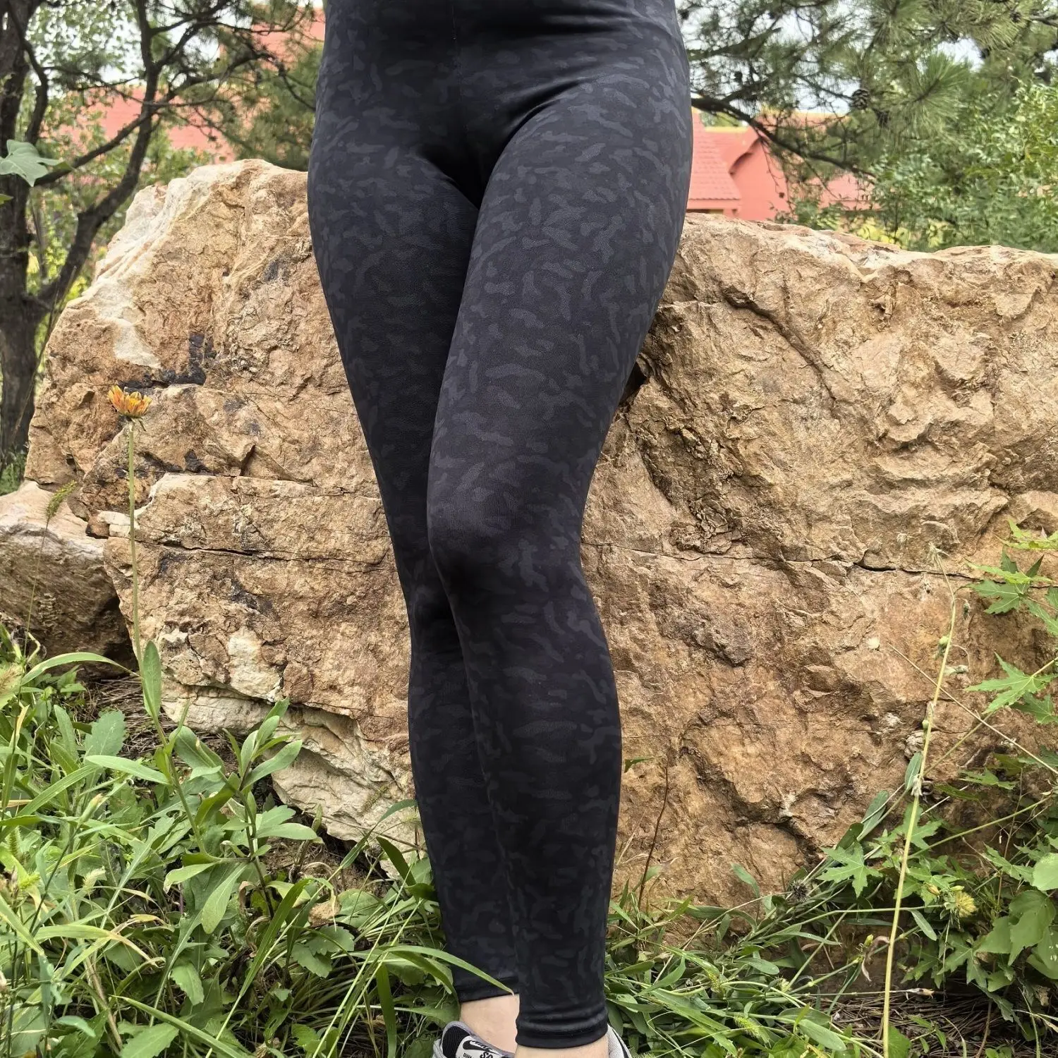 Black print high waist step on foot seamless leggings Plus size women sports tight yoga pants