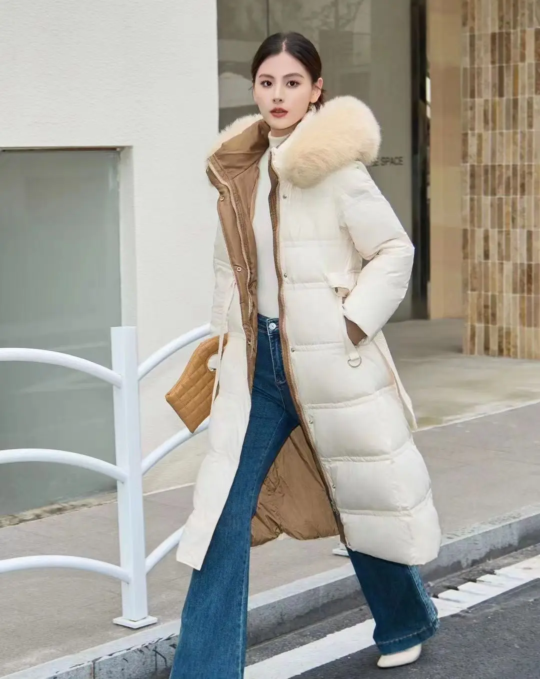 Winter New Down Coat Women Long Fur Collar Thickened Hooded High End Formal Women Windproof Coat Parkas Women Down Jackets