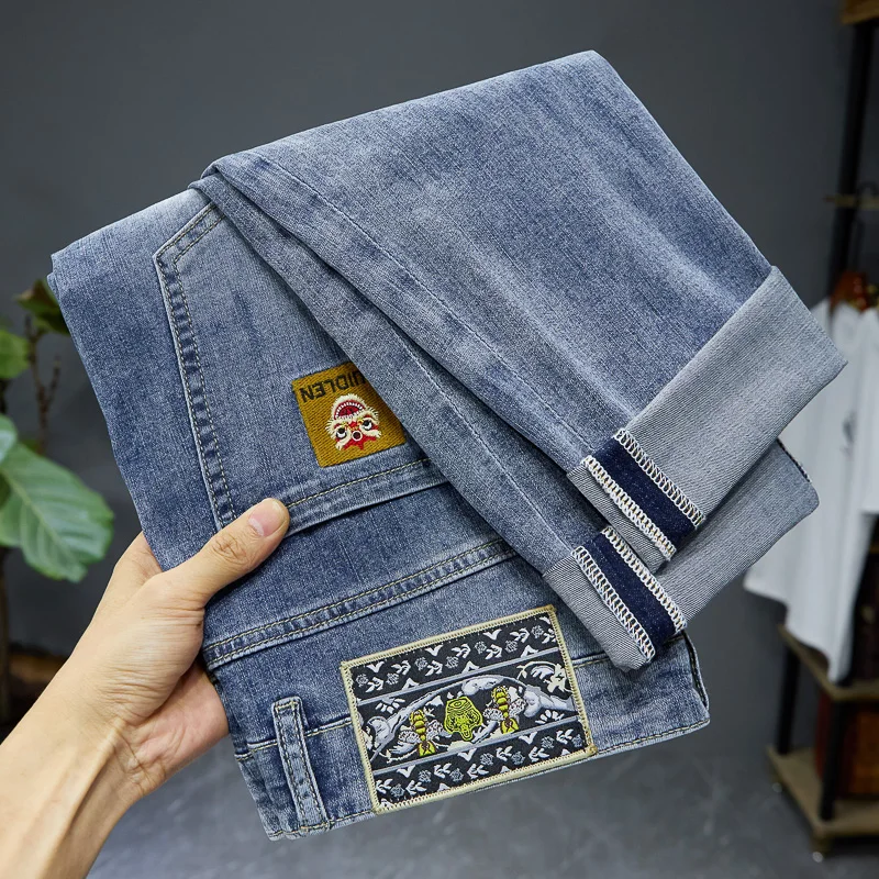 Jeans bordados em estilo chinês para homens, moda de alta qualidade, combina com tudo, justa, calça reta pequena, verão 2024