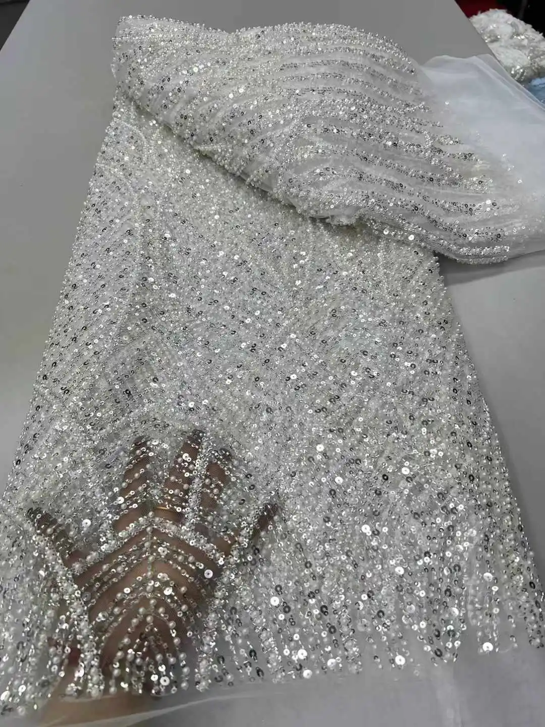 

2025 Fashion Elegant French Mesh Beaded Embroidery High Quality Sequin Lace Fabric African Nigeria Lace Fabric For Wedding Dress