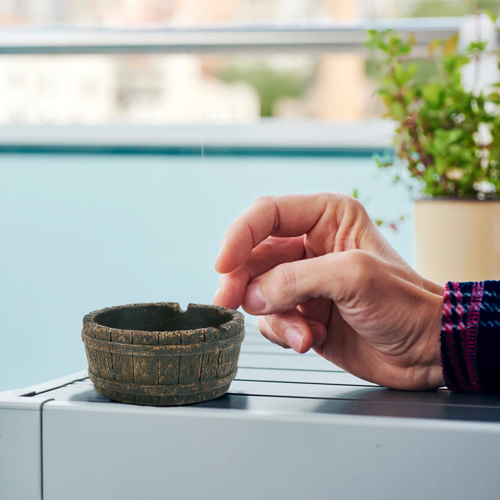 

Cement Ashtray High Temperature Resistant Vintage Style Home Office Decorative Household Compact Ashtray for Living Room