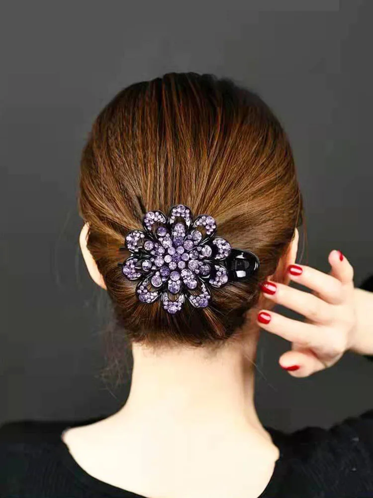 Elegant sparkly crystal flower decorative hair clip stylish hair comb for women and girls to wear