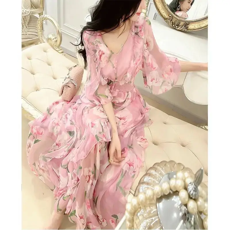 Sweet Temperament Chiffon Dress for Spring/summer 2024 New Women's Printed V-neck Waist Cinched Mid Length Skirt