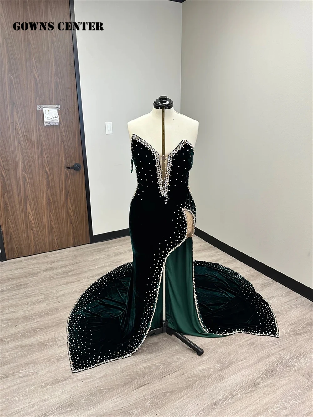 Vestidos de Fiesta de sirena de terciopelo verde oscuro con abertura alta, vestido de lujo para niñas negras, vestido de cóctel de corazón, cuentas plateadas, elegante, 2024