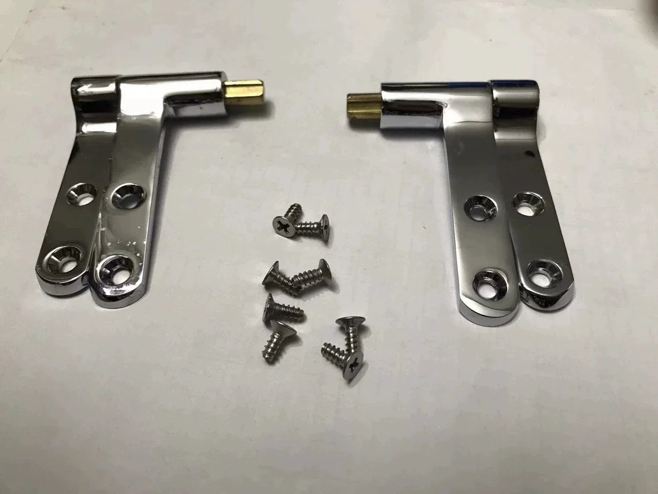 C4520/CF8500/CF8518 مثبت غطاء المرحاض، مجموعة مفصلات نحاسية مطلية بالكروم