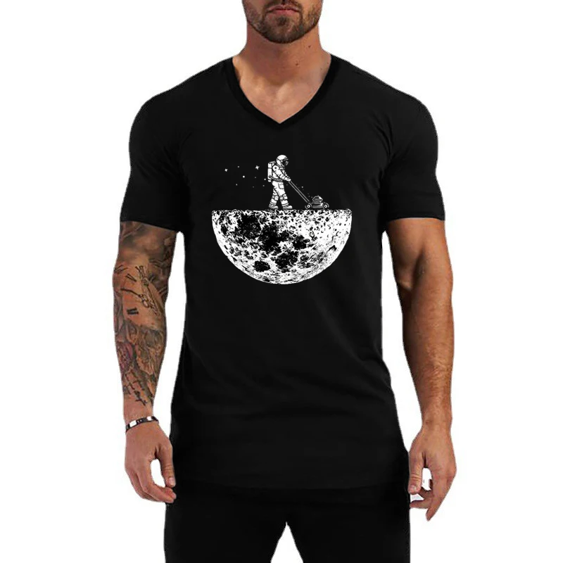 Astronaut Mäher Mond Galaxie Raumfahrer V-Ausschnitt T-Shirts für Männer Sommer Mode Baumwolle Slim Fit T-Shirt lässig Kurzarm T-Shirt