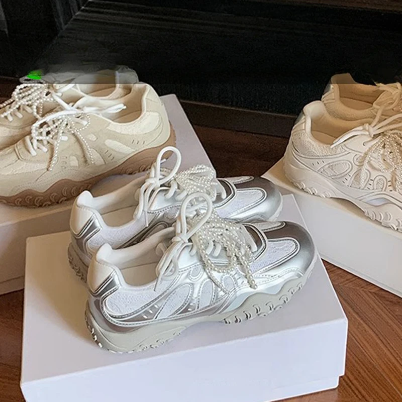 

2025 New Women Jogging Sneakers Casual Flats Walking Shoes Metallic Silver Lace Up Elastic Tennis Athletic Trainers Breathable