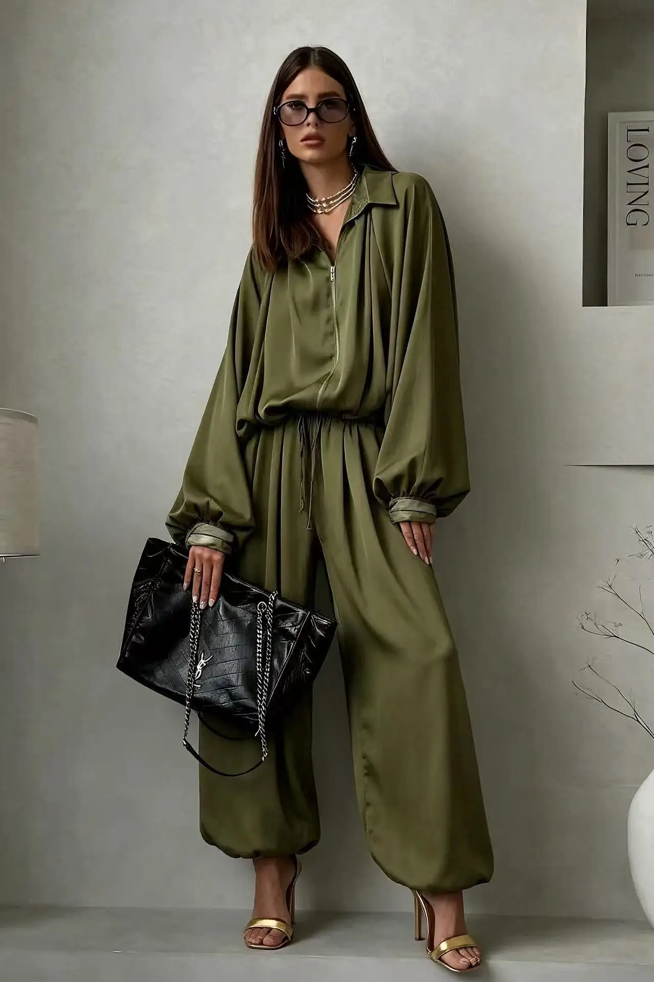 Ensemble décontracté chic en satin pour femme : Manteau à revers et pantalon à taille élastique, manches longues, fermeture éclair, collection Printemps 2026