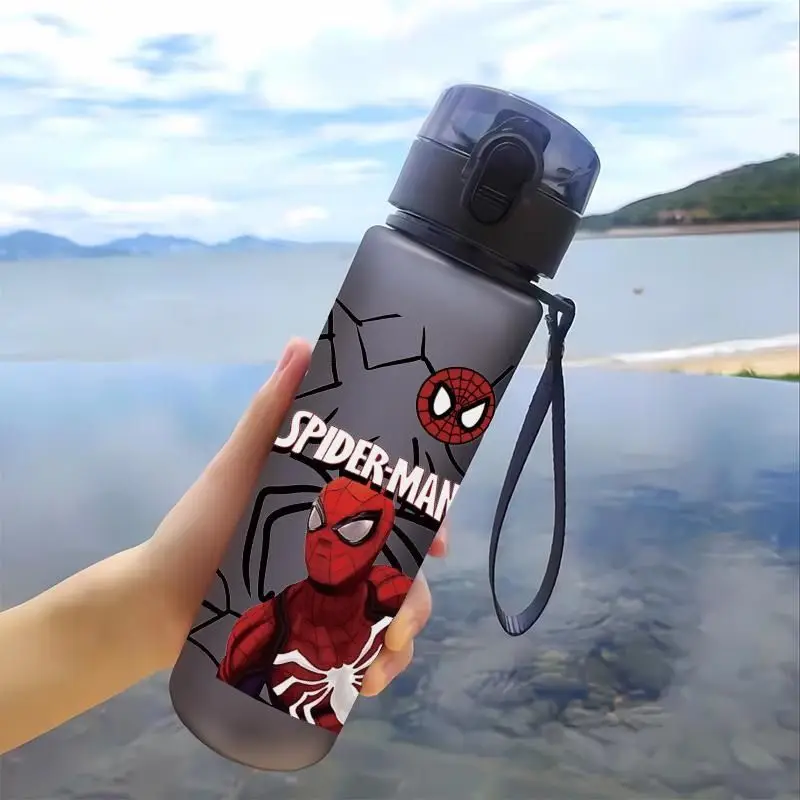 Marvel Spider Man Drinking Straw Water Cup Frosted Cartoon Outdoor Sport Strap Portable Plastic Water Bottle Student Adult 560ml view 5