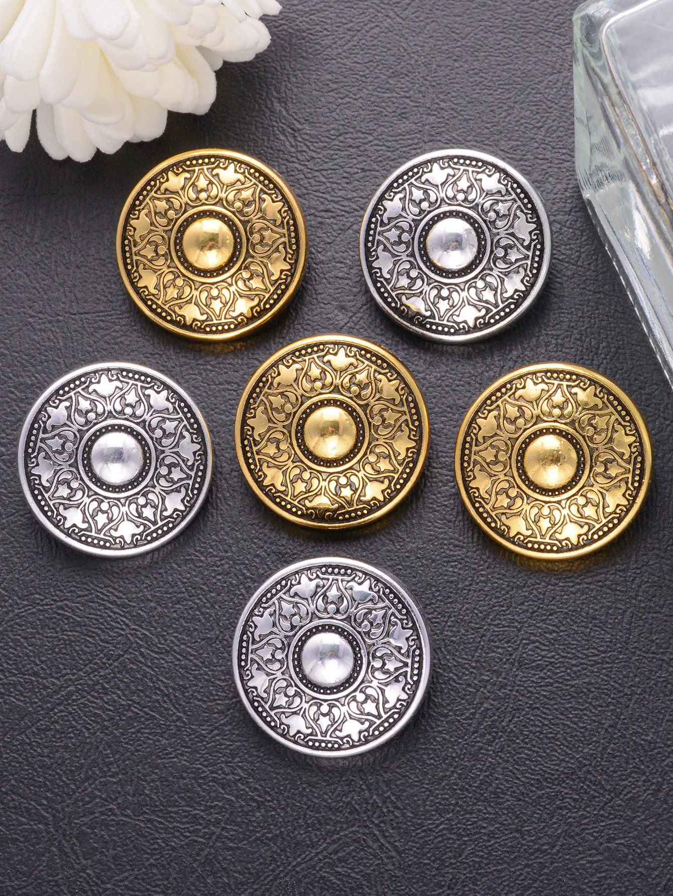 10 Stück/15/18/20/23/28mm Retro Runde Relief-Totem-Metallknöpfe für Kleidung, Jacken, Hemden - Modische Nähknöpfe – Detail 6