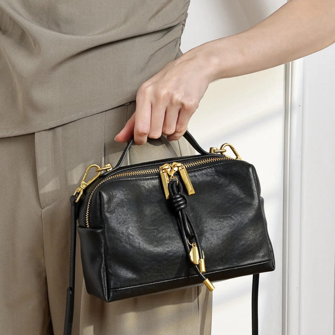

New Women Genuine Leather Handbag Vegetable Tanned Cowhide Square Bag High Grade Shoulder Crossbody Bag Casual Commute Daily