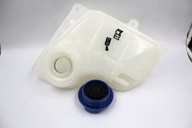 COOLANT EXPANSION TANK RESERVOIR + CAP for VW PASSAT AUDI A4 A6 8D0121403L AP