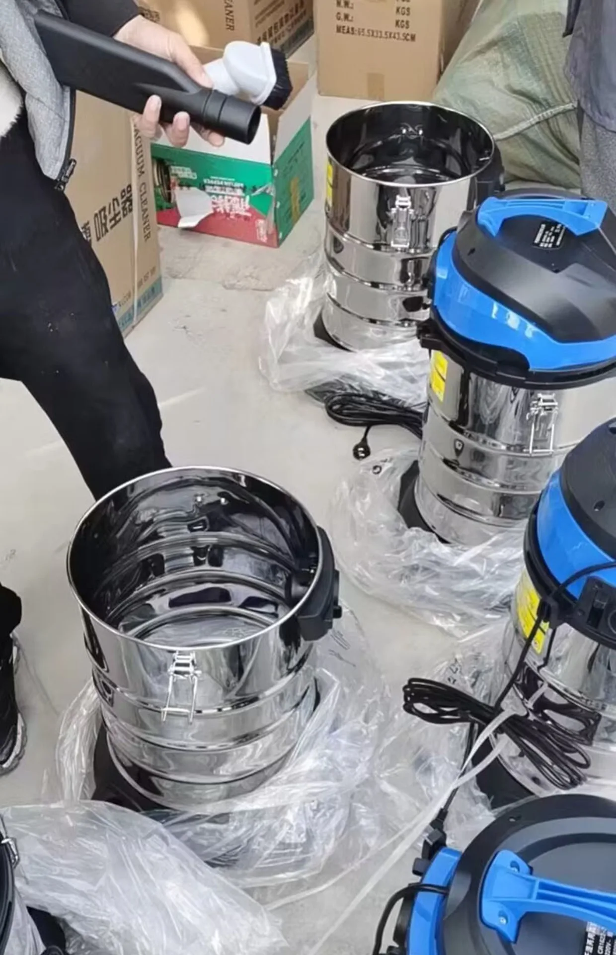 Linkage vacuum cleaner dust bucket sheet metal spray paint putty grinding suitable for brushless electric dry mill