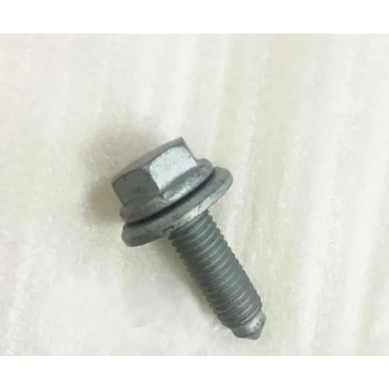 M10 * 35 Rubber Reducing Screw for The Rear of The Bearing Seat Is Used For Volkswagen Magotan Sagitar Bora