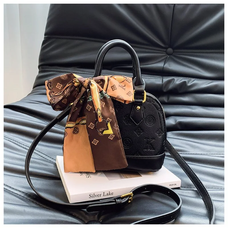 

Элегантная большая сумка с верхней ручкой из прочной кожи с просторным отделением для покупок