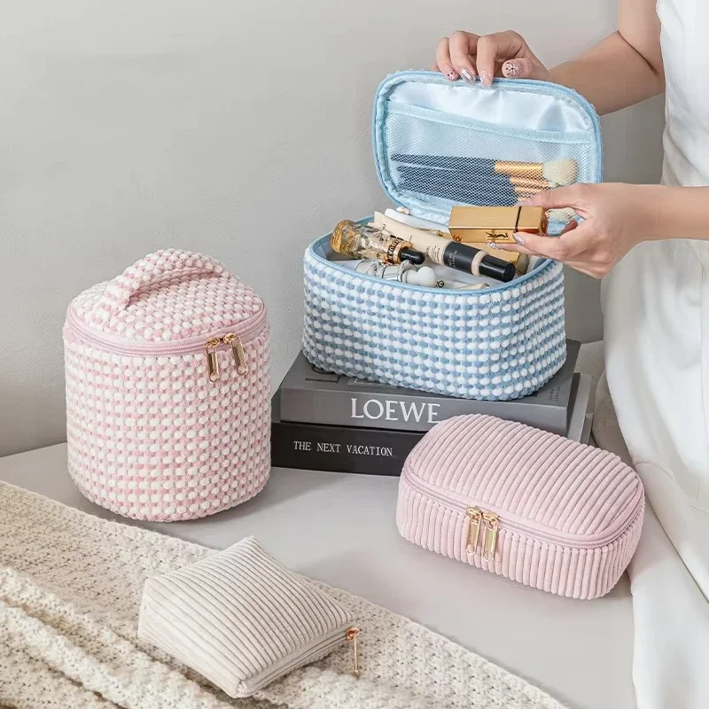 Women's Plush Make Up Bags Plaid Zipper Cosmetic Bag Case Portable Cosmetic Organizer Storage Pouch