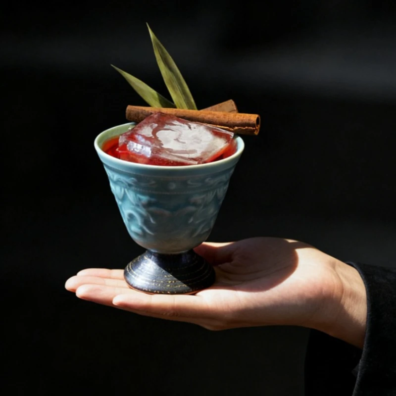 

150ml Retro Chinese Style Ceramic Mug Creative Tea Cup Unique Wine Mug Ceramic Antique Relief Cocktail Glass Gift for Friends