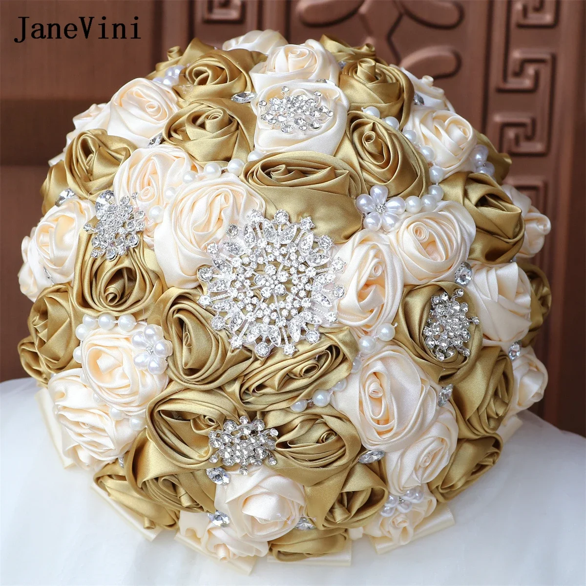 

JaneVini Luxury Crystals Bridal Bouquets Lace Handle Artificial Satin Roses Light Gold Flowers Pearls Wedding Bouquet for Bride