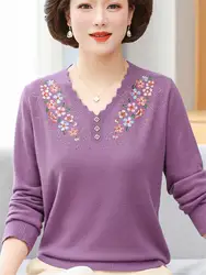 Fashionable Knitted Long Sleeve T-Shirt Spring Wear for Mom Middle-Aged Women Breathable Anti-Static Warm Base Shirt V-Neck