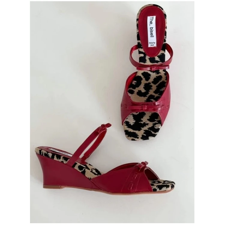 New Mid-heel All-in-one Korean Version Sandals High Heels Women's Summer Leopard Print Wear Women's Square Heels Chunky Sandals