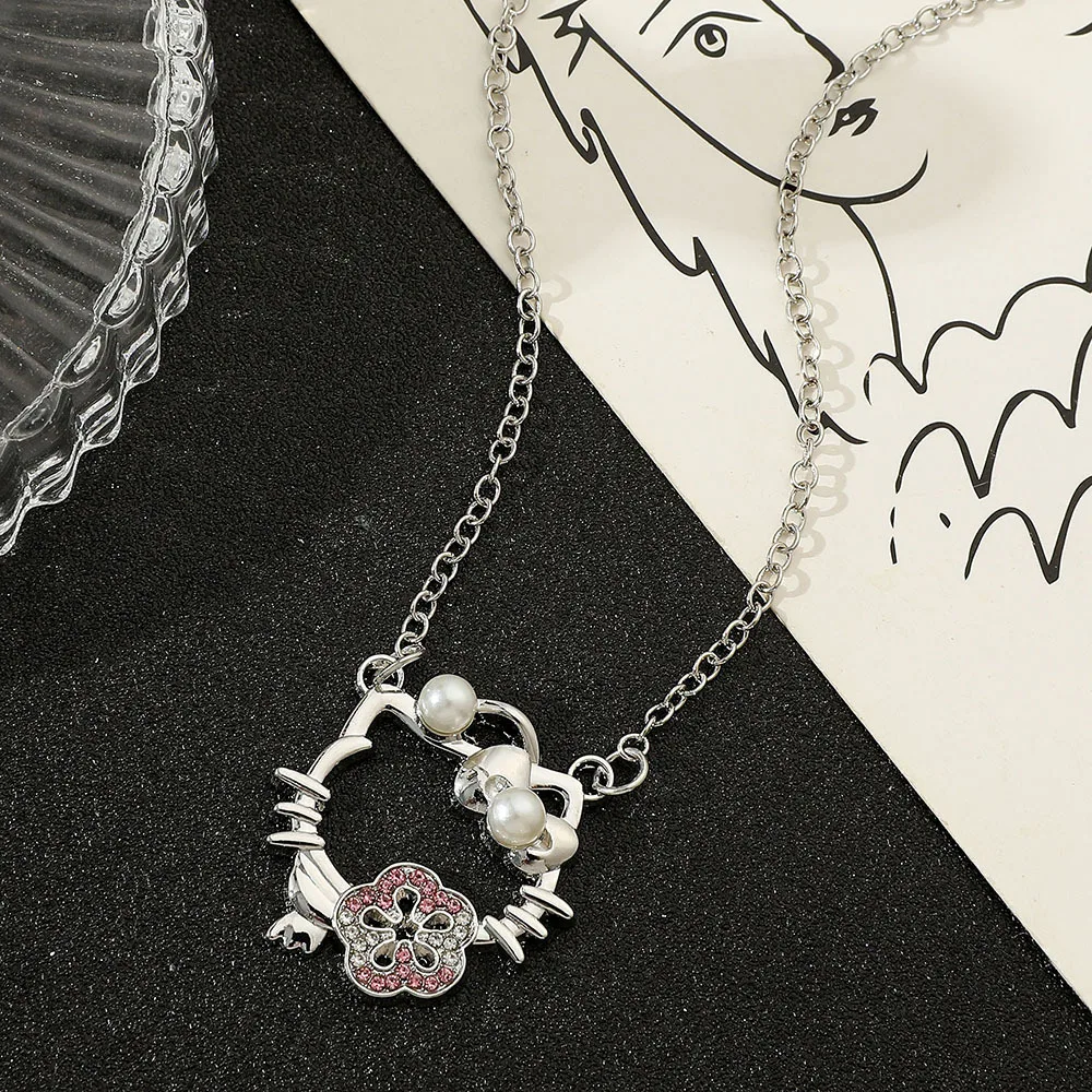 منتج Miniso الجديد الساخن من سلسلة Sanrio Hello Kitty Katie المصنوعة من خليط معدني وإكسسوارات قلادة متعددة الاستخدامات