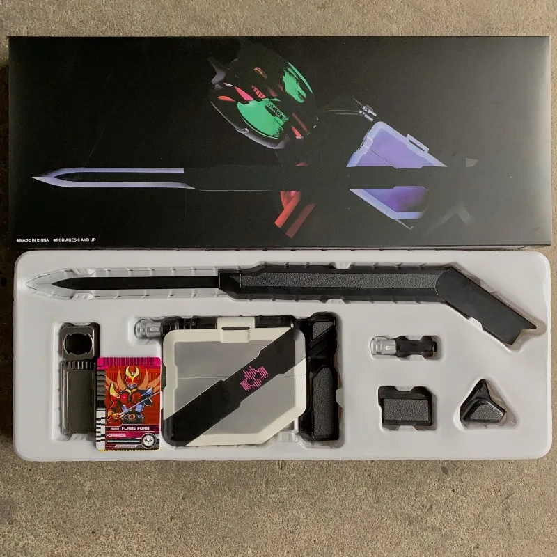 

Genuine New Bandai Masked Warrior Red and White Emperor Knight Card Box Sword Driver Hand Model Ornaments Ready in Stock