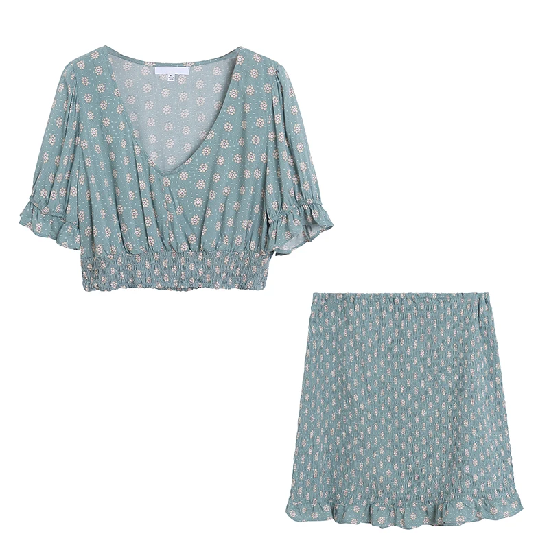 

Ladies Summer Printed Top And High Waist Skirt Set Comfortable Slimming Soft Polyester Fashion Ensemble
