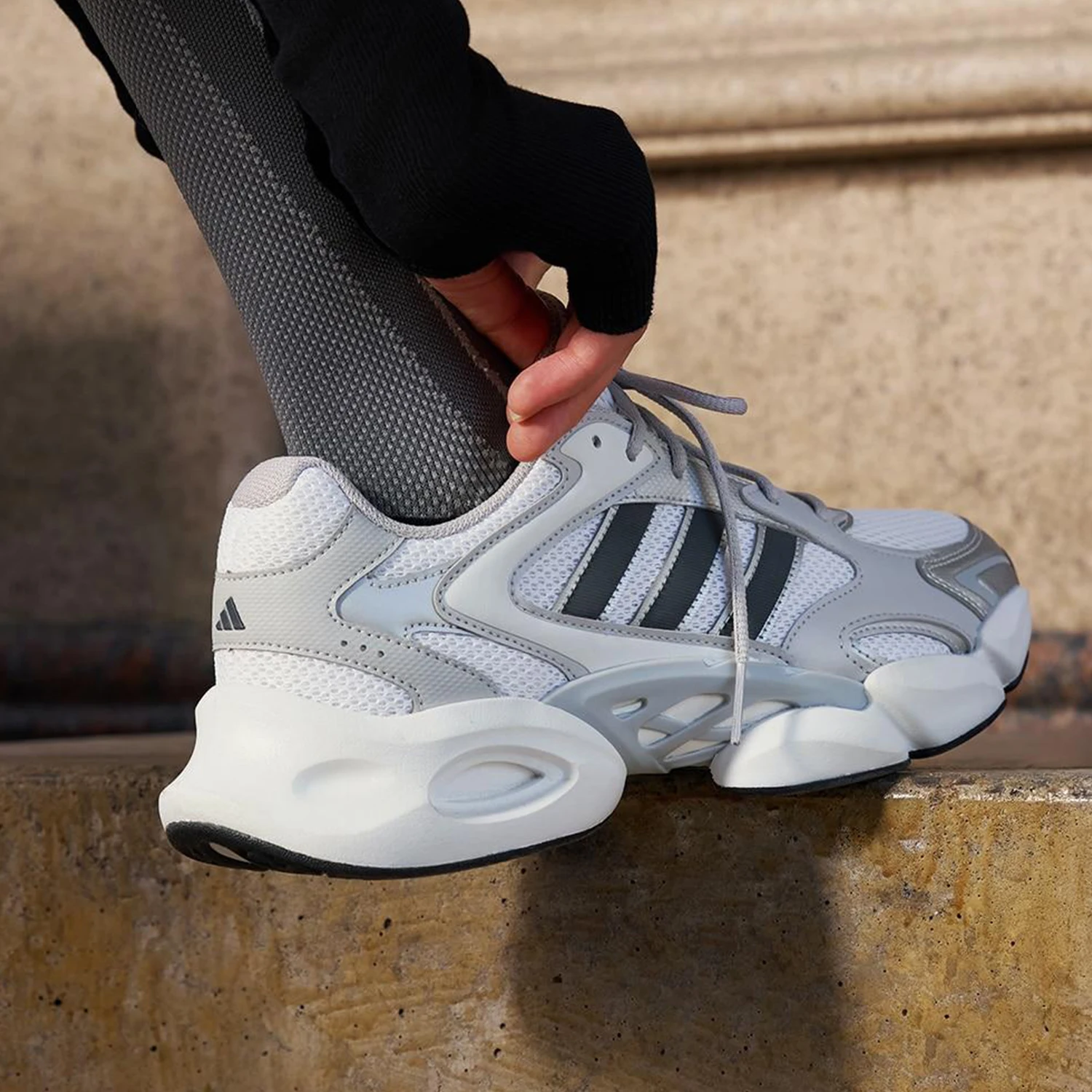 حذاء أديداس الأصلي MEGASTRIDE للجنسين قابل للتنفس رياضي للأب JR6333 #3