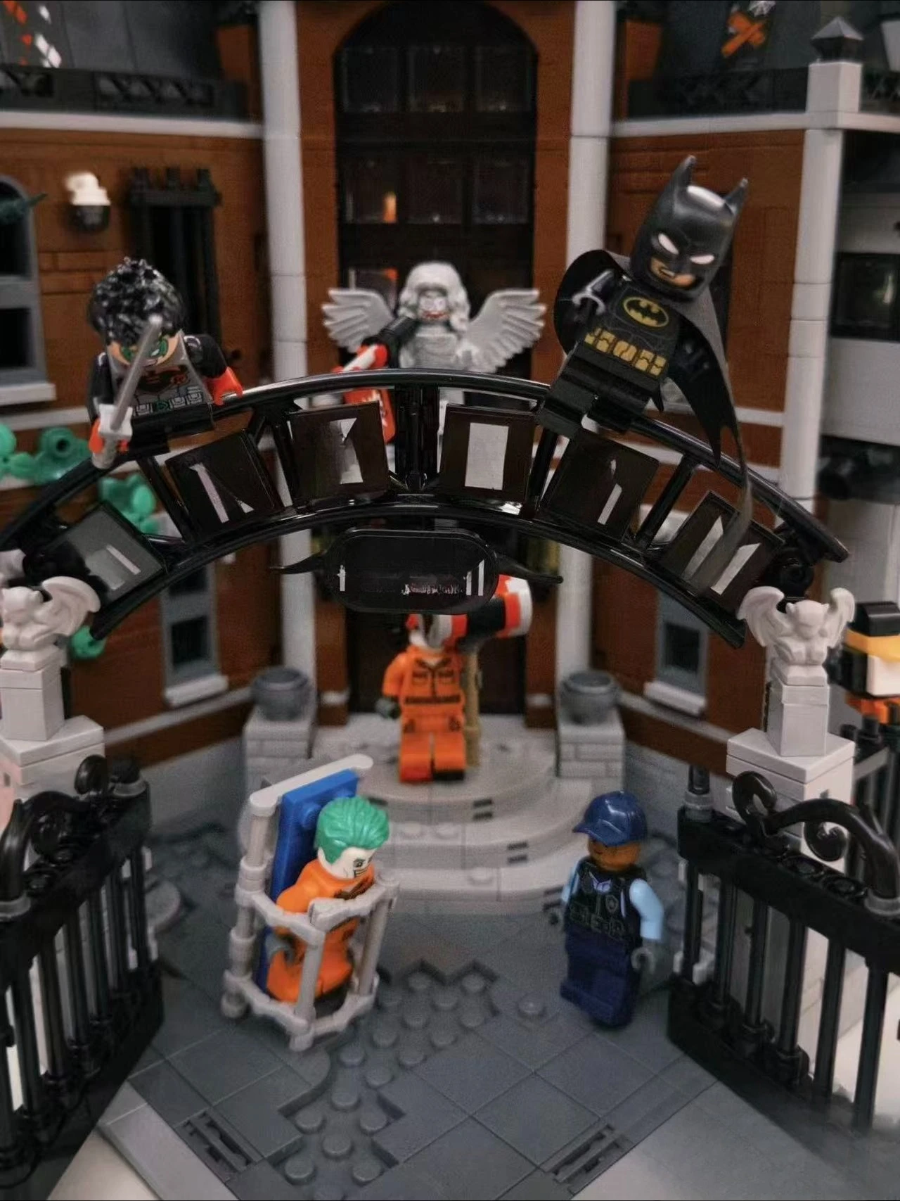 

НОВАЯ модель здания 2025 года 76300, подходящая в качестве подарка на день рождения, коллекционный предмет или декоративная деталь для взрослых.