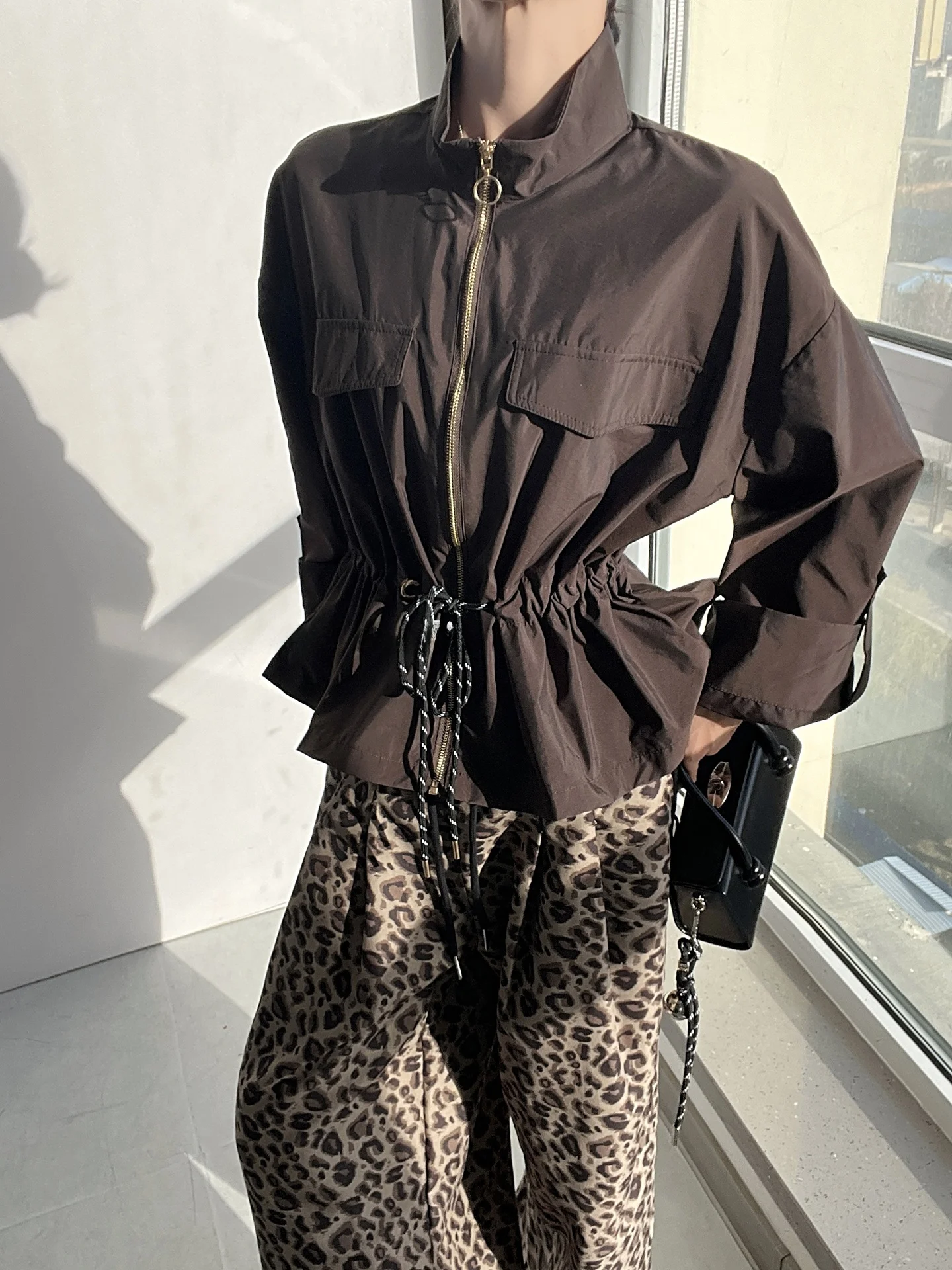 

Spring New Arrival Waist-Cinching Zipper Jaet Coat Adjustable Waist Belted Outerwear Long Sve Regular Length Nylon Polye...