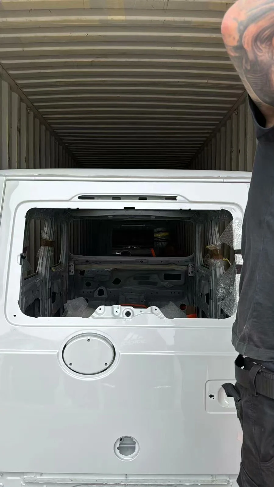 للعلامة التجارية الجديدة G Bodyshell. مناسبة لG320. G500. نماذج G63. العلامة التجارية الأصلية الجديدة الأجزاء الأصلية المخزون الأول