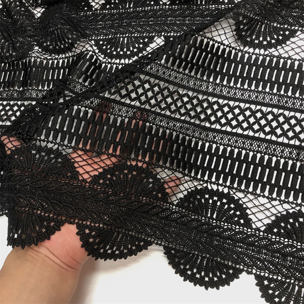 Nigerianischer Stoff Luxuriöse Hochwertige Spitze Wasserlösliche Bestickte Modische Weiche Weiße Spitzenstoffe 5 Yards – Detail 10
