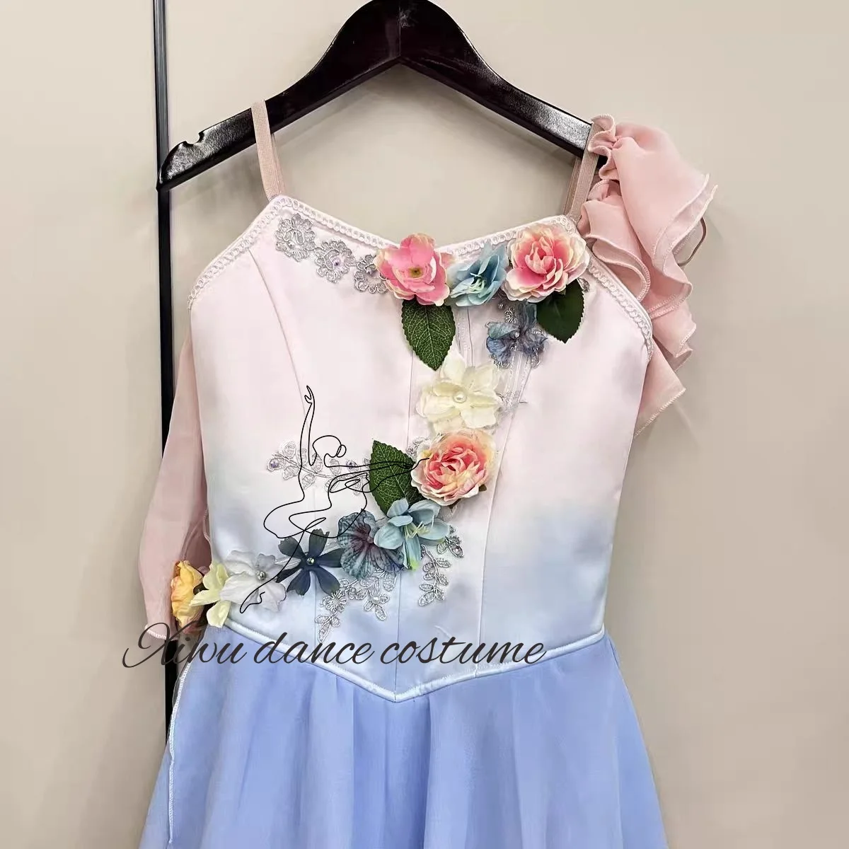 Abschlussball-Variationen, Ballettkleid, klassisches weißes langes Kleid, blauer Gürtel, Schleifen-Set, Diamant-Grand-Swing-Kleid