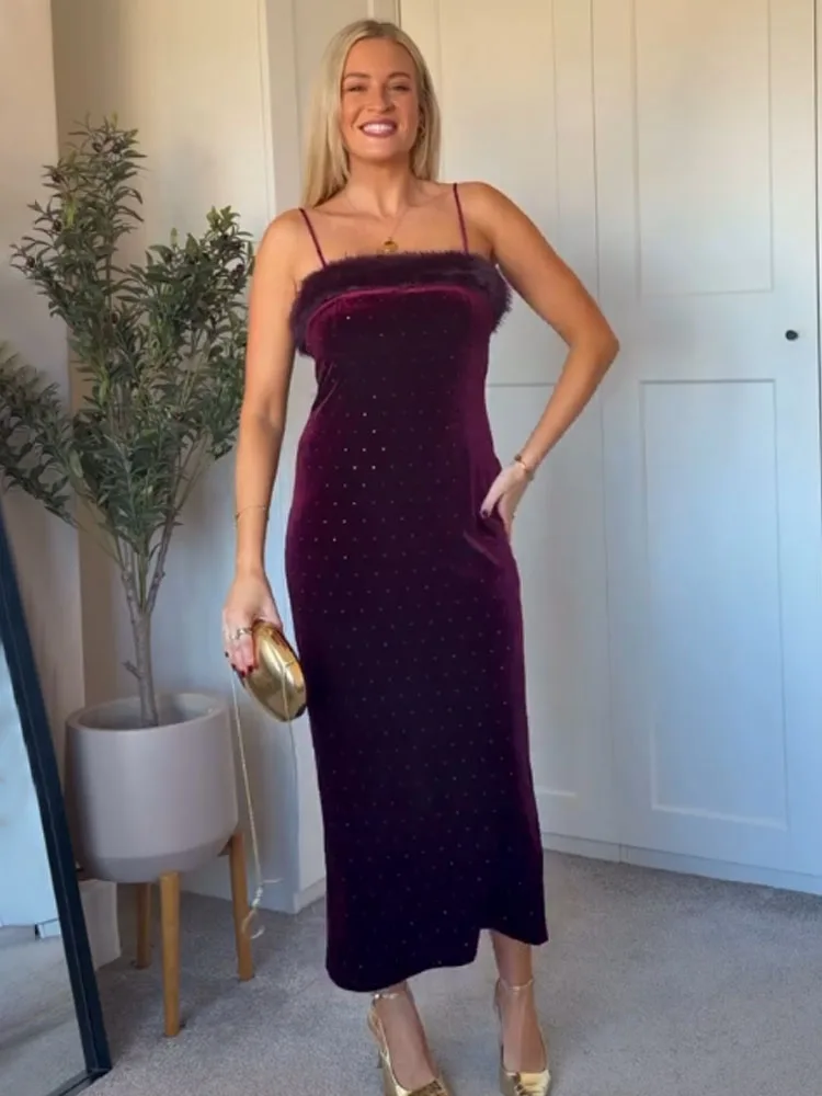 ชุดเดรสกำมะหยี่ประดับลูกปัดแฟชั่นผู้หญิง HH ชุดเดรสเซ็กซี่เปิดหลังไม่มีแขน ตกแต่งด้วยขนเฟอร์เทียม ชุดเดรสซิปสำหรับผู้หญิง ชุดราตรีหรูหรา