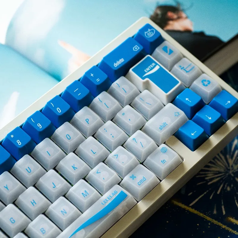 

LeleLab Kamakura Aoi Translucent Theme Keycaps Set Customized ABS Cherry Profile Keyboard Caps for Gaming Mechanical Keyboard