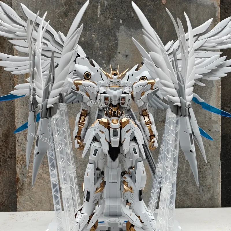 In Voorraad Mecha Core Industrie OBERON MG 1/100 Assembly Model Kit Speelgoed Vliegende Vleugel Action Armaturen Robot Beeldje Plastic Geschenken