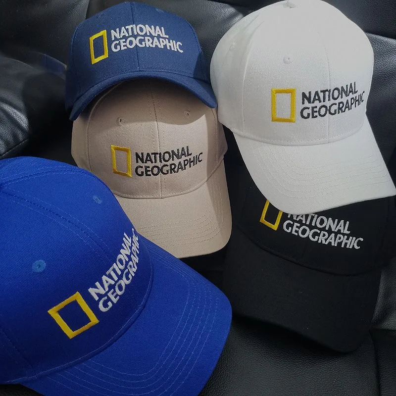 Gorra de béisbol ajustable de la marca National Geographic, con visera estilo cola de golondrina para exteriores. Adecuado para actividades su