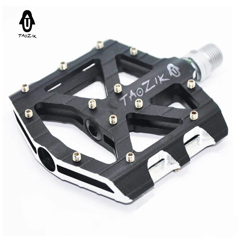 TAOZIK TP003 Sealed Bearings CNC Alloy Grip Pins Strong Body Mountain Bike Pedals